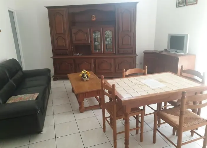Appartement Pres Des Plages En Plein Centre Ville